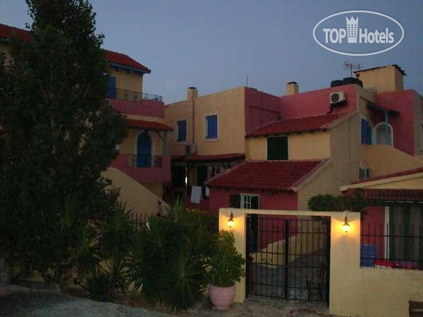 Hotel photo Maria Flora Apartments 2*