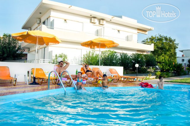 Hotelier's photos Elena Rooms & Apartments