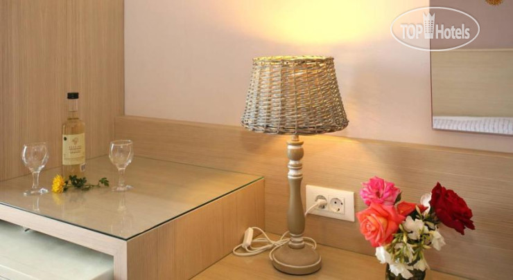 Hotelier's photos Akrogiali