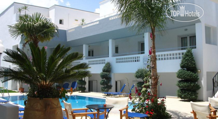 Hotelier's photos Emerald Studios 1*