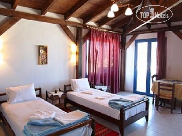 New photos from tourists Mochlos Hotel