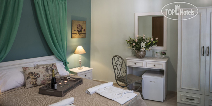 Hotelier's photos Elia Portou Rooms