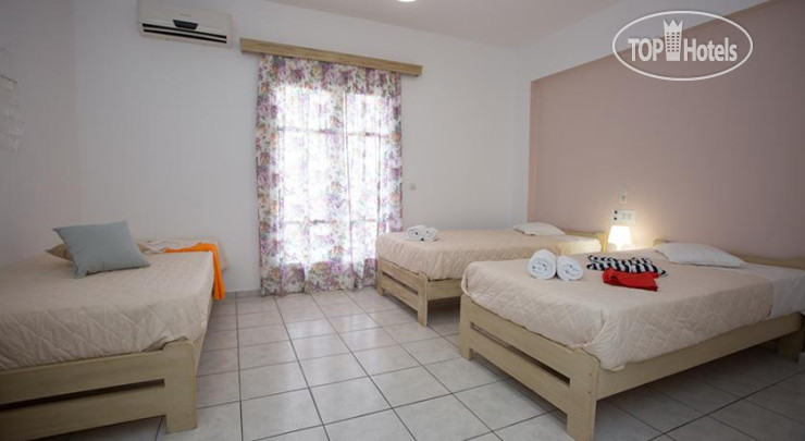 New photos from tourists Malia Central
