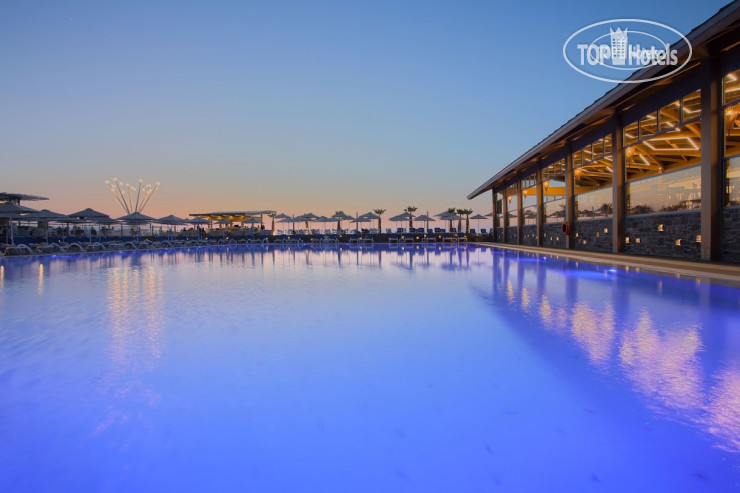 New photos from tourists Arina Beach Resort