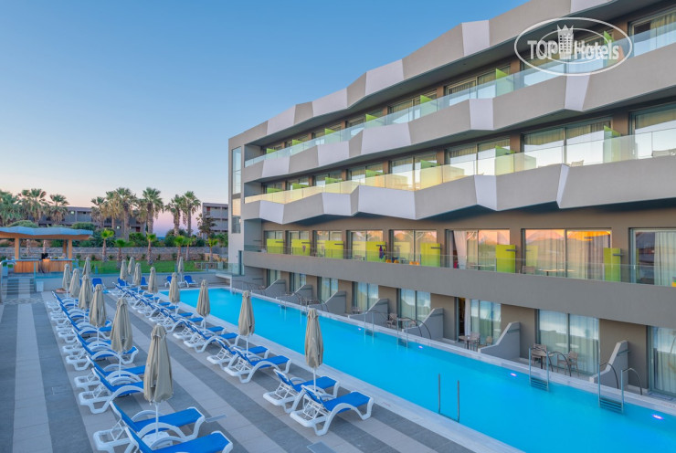 Hotelier's photos Arina Beach Resort