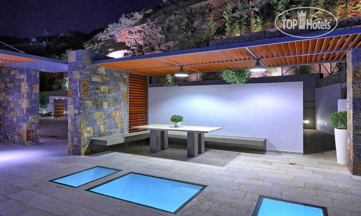 New photos from tourists Poseidon Villa Heraklion