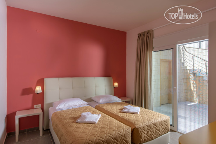 New photos from tourists Lavender Villa KKG