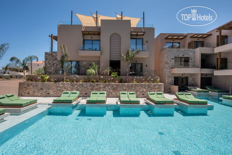 Hotel photo Paralos Venus Suites 5*