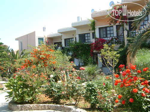 Hotelier's photos Sandy Beach 2*