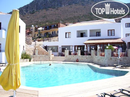 Фотографии отельера Amazones Village Suites 4*
