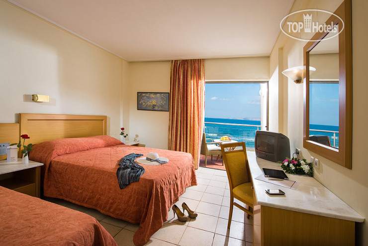 New photos from tourists AKS Minoa Palace (closed) 4*