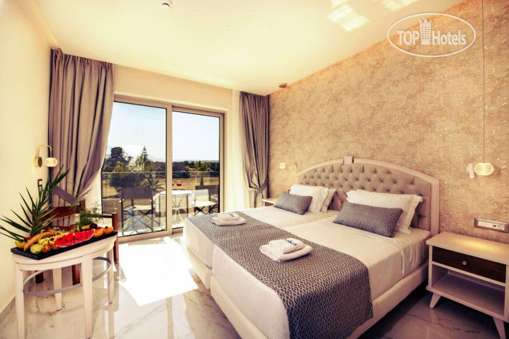 New photos from tourists Vantaris Beach 4*