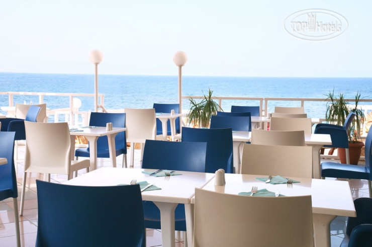 Hotel photo Evelyn Beach 4*