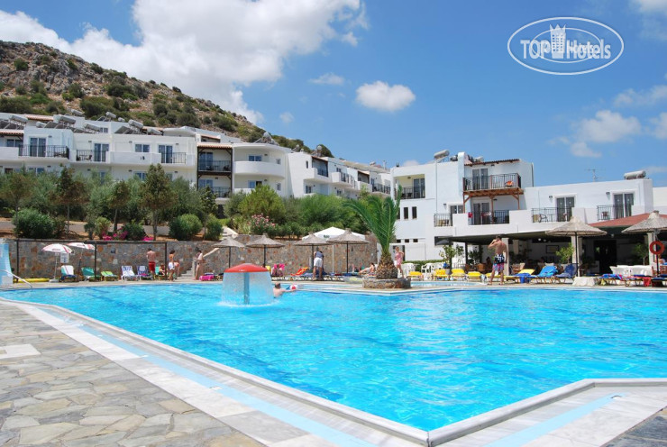 Новые добавленные фото туристов Semiramis Village 4*