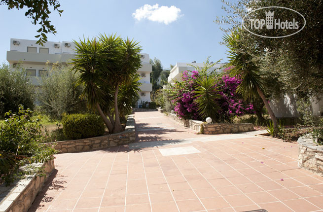 New photos from tourists Resol Liza Mary Hotel 3*