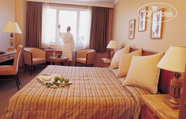 New photos from tourists Divani Caravel 5*
