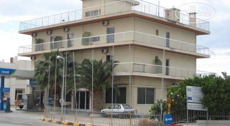 Hotelier's photos Alexandros Hotel 2*