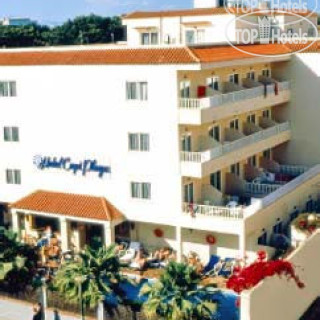 Photos Fergus Capi Playa