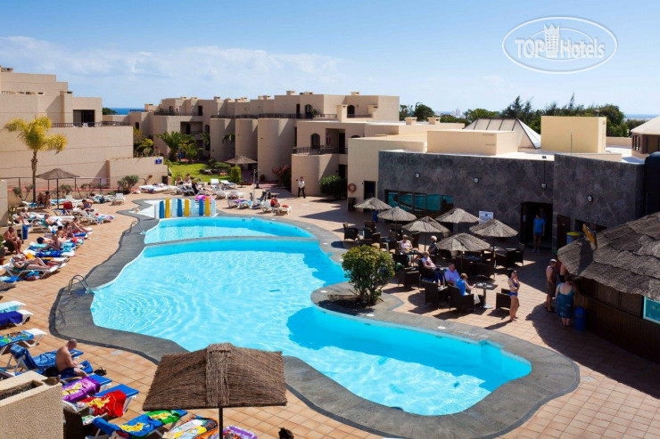 Hotelier's photos Apartamentos Blue Sea Costa Teguise Gardens 3*