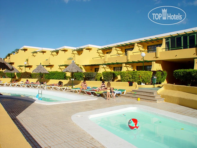 Hotelier's photos Althay Apartments 2*