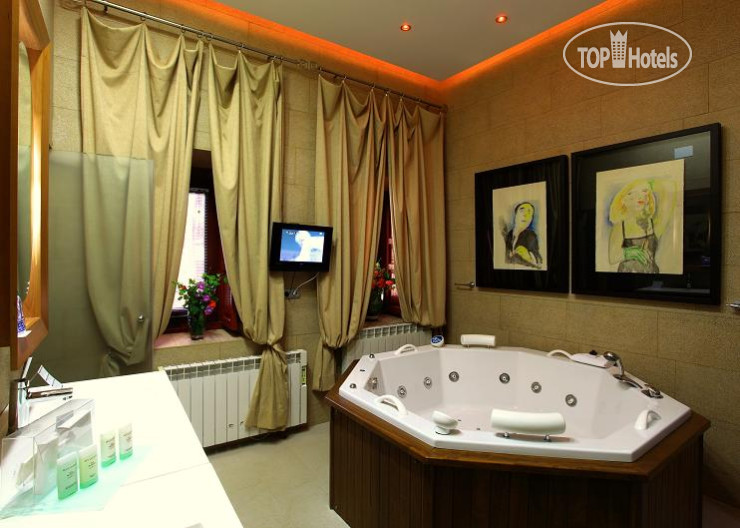 New photos from tourists Palacio de la Serna 5*