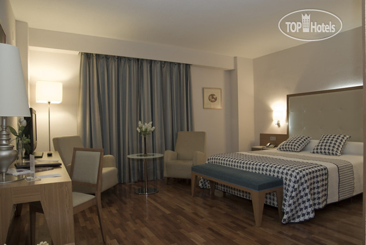 New photos from tourists Santa Cecilia 4*