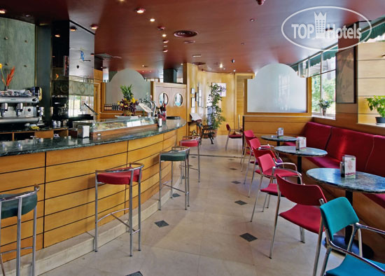 Hotelier's photos Tryp Sofia Parquesol 3*