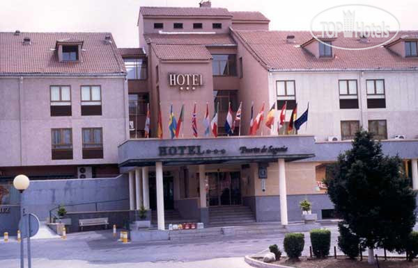 Hotelier's photos Puerta de Segovia 4*