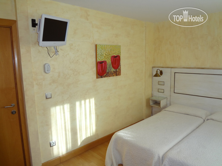 New photos from tourists Castillo de Javier 1*
