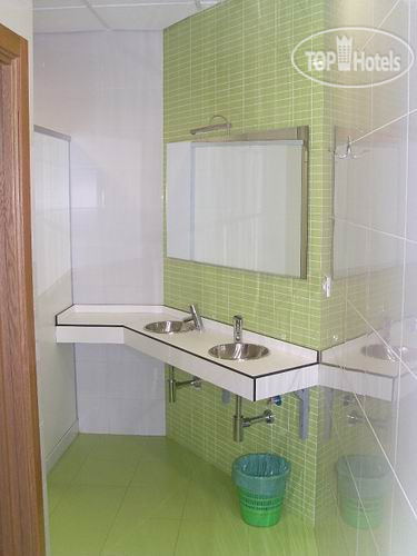 New photos from tourists Albergue Ultreia Portomarin 1*