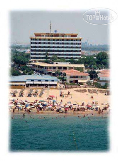 New photos from tourists Pato Amarillo 4*