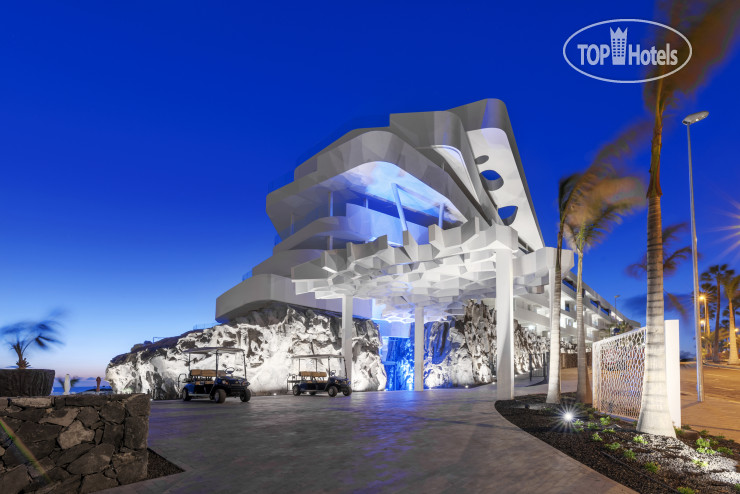 Hotel photo Royal Hideaway Corales Suites 5*