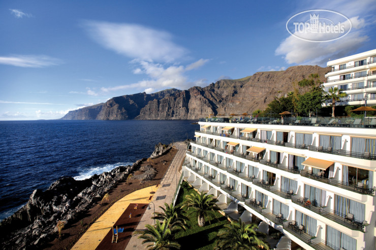 Hotel photo Barcelo Santiago 4*