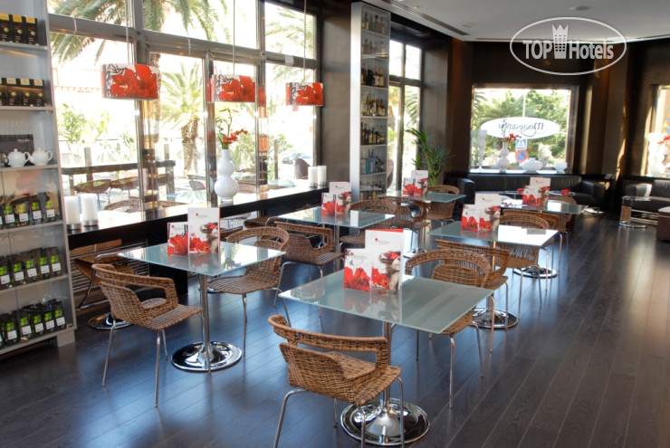New photos from tourists Barcelo Santa Cruz Contemporaneo 3*