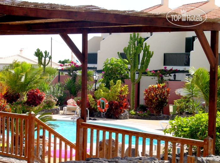 New photos from tourists Las Adelfas Apartments