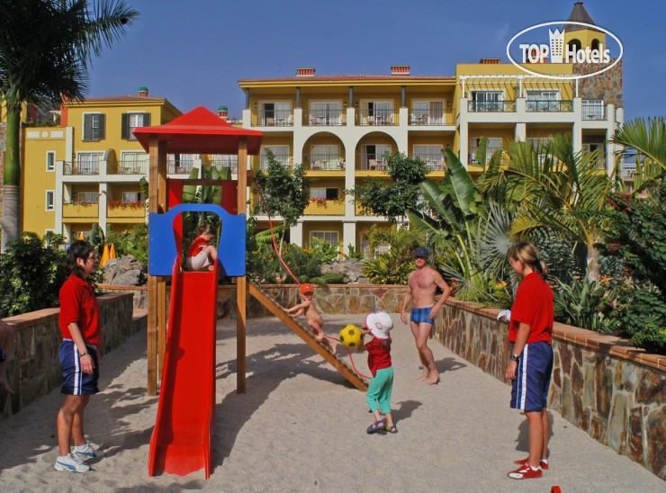 Hotelier's photos Cordial Mogаn Playa 4*