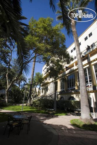 Hotelier's photos Escuela Santa Brigida 4*