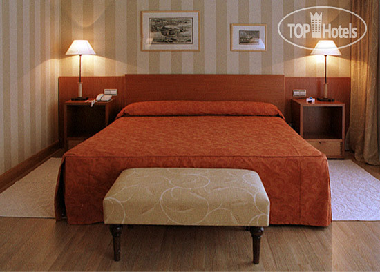 New photos from tourists Tryp Orly 4*