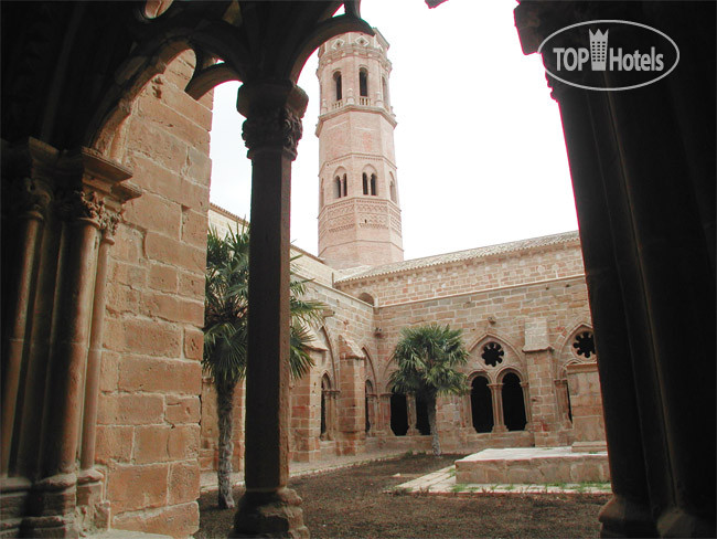 New photos from tourists Monasterio de Rueda 4*