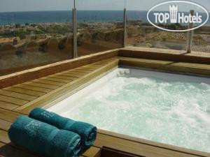 New photos from tourists Gran Claustre 4*
