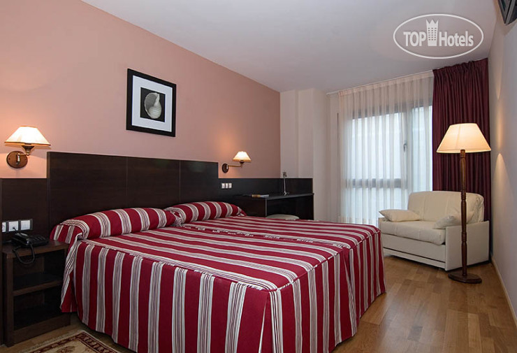 New photos from tourists Castro Real 3*