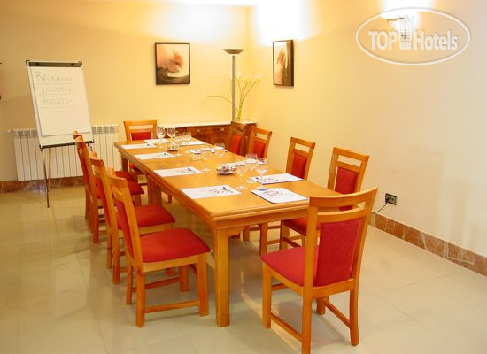 Hotel photo Cristina 4*
