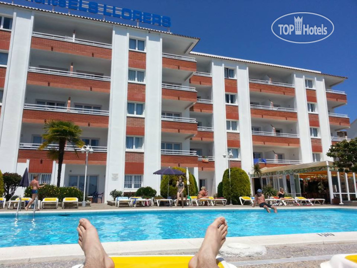 New photos from tourists Els Llorers APT
