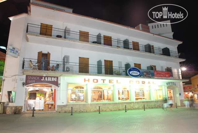 Hotelier's photos Coral 2*