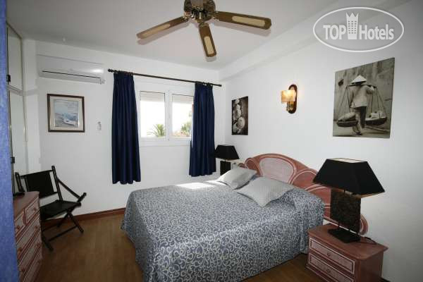 New photos from tourists Cala Montjoi