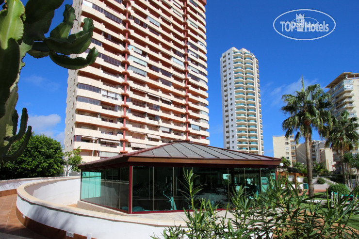 Hotelier's photos Coral Beach APT