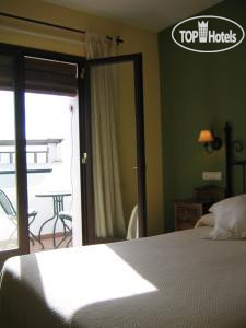 New photos from tourists El Escudo de Mijas 1*