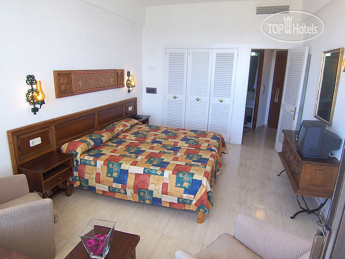 New photos from tourists Senses Palmanova 4*