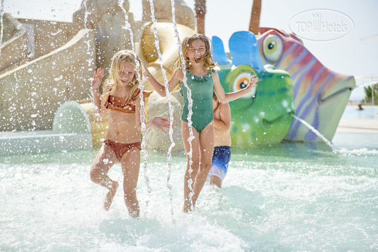 Hotelier's photos Iberostar Waves Cala Domingos 4*