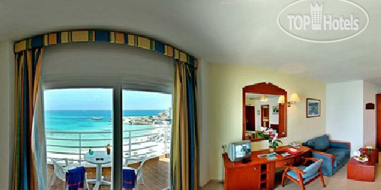 New photos from tourists Universal Hotel Perla 4*